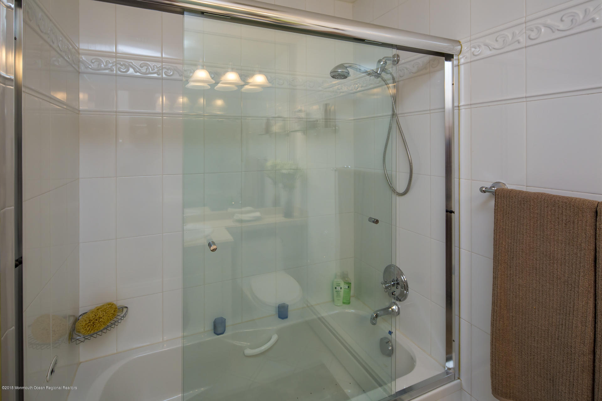 108 Portland Road Middletown, NJ 07716 - Photo 17 of 79 MAIN BATHROOM