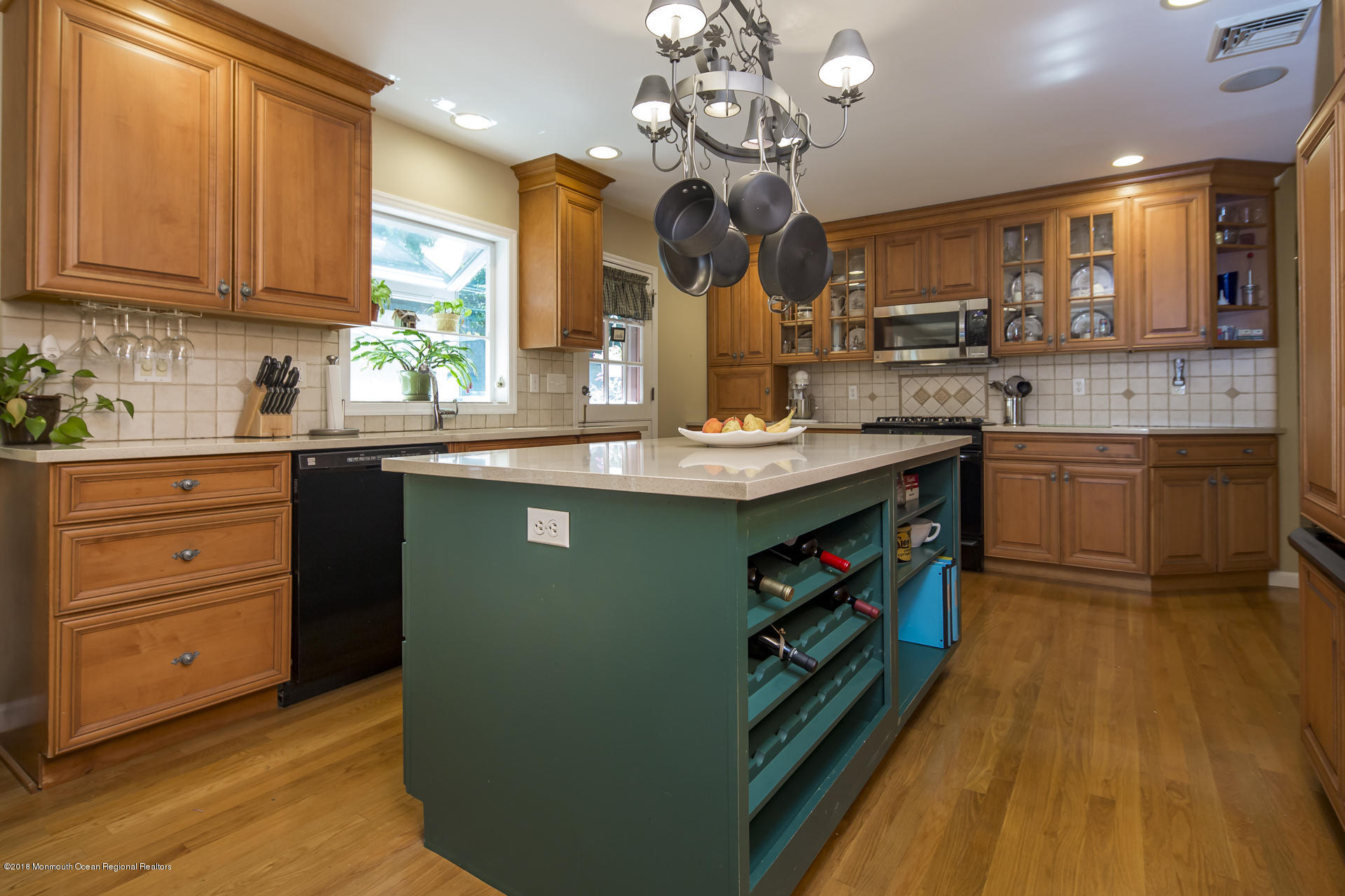 108 Portland Road Middletown, NJ 07716 - Photo 10 of 79 12_Kitchen