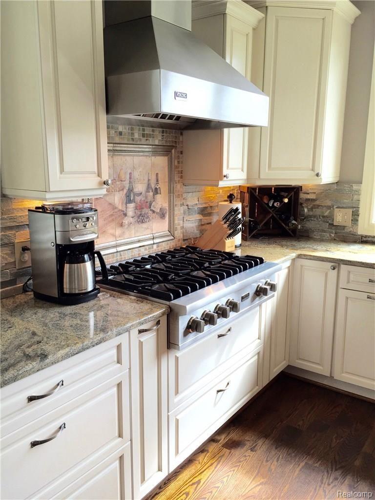 821 Cumberland Ridge Court Rochester, MI 48307 - Photo 18 of 53 IMG_2384.jpg
