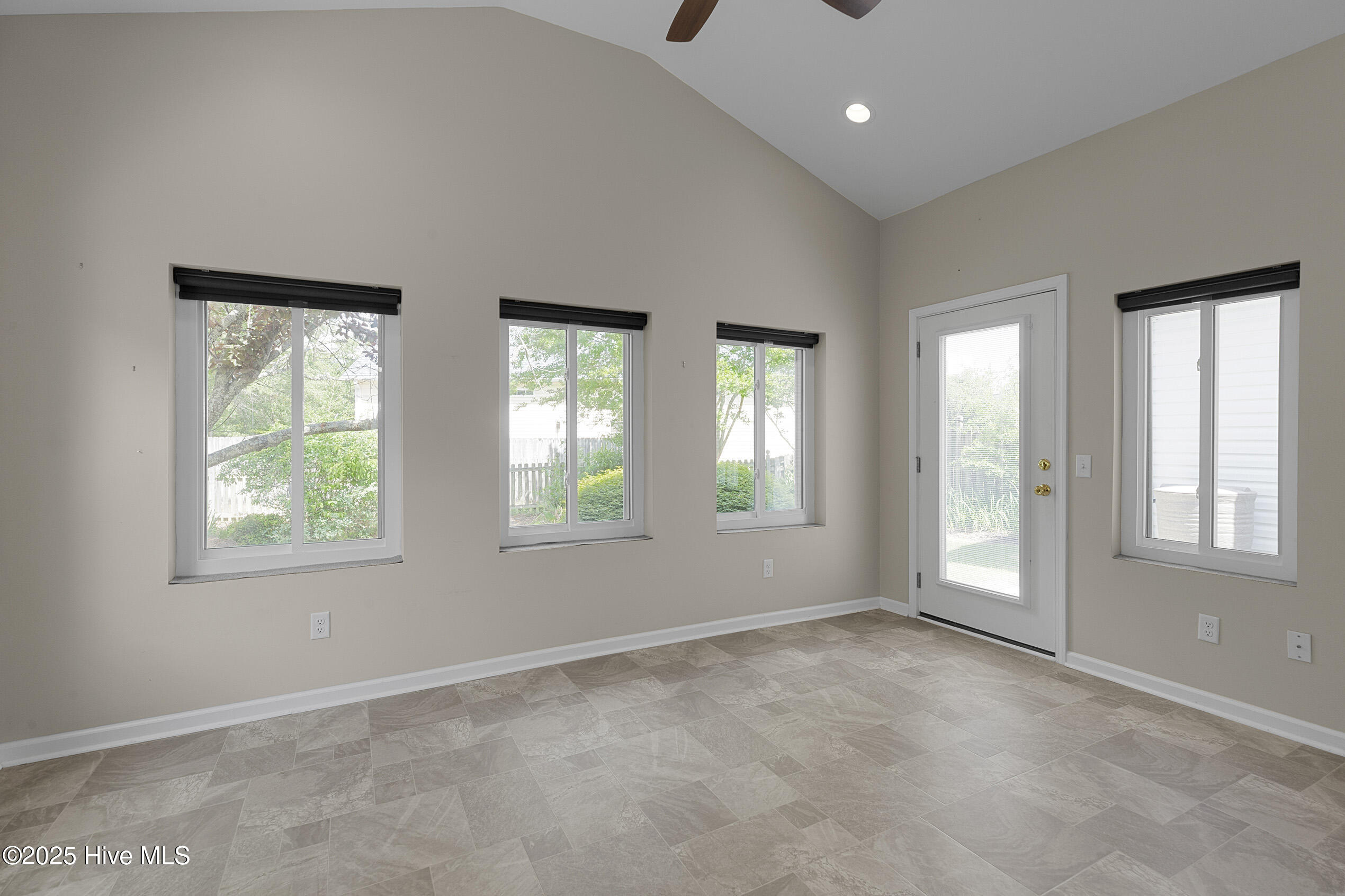 6806 Teviot Road Wilmington, NC 28412 - Photo 20 of 42 Teviot6806-8SRShaneL33A0490-CR2