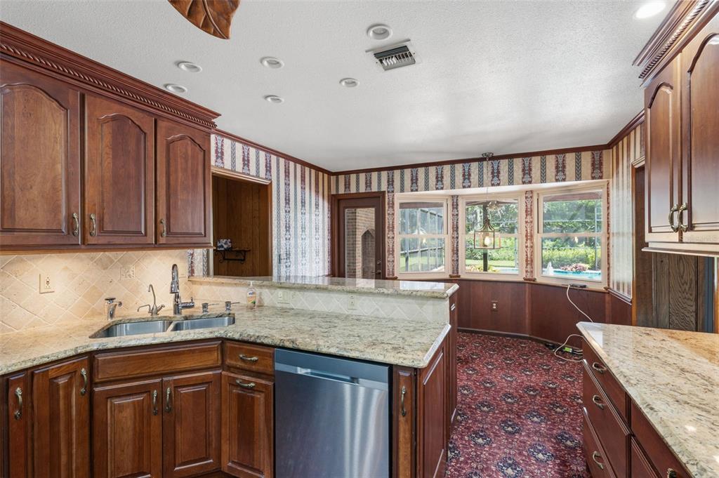 105 Pine Tree Lane Altamonte Springs, FL 32714 - Photo 18 of 43
