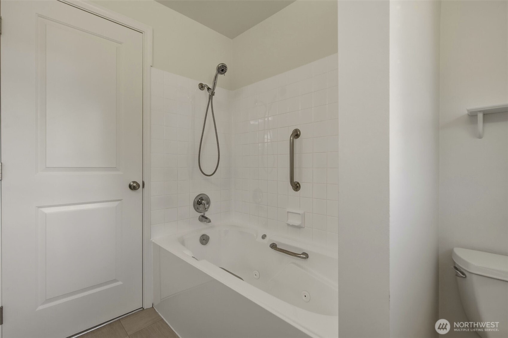 105 161st Street Southeast Bothell, WA 98012 - Photo 26 of 40