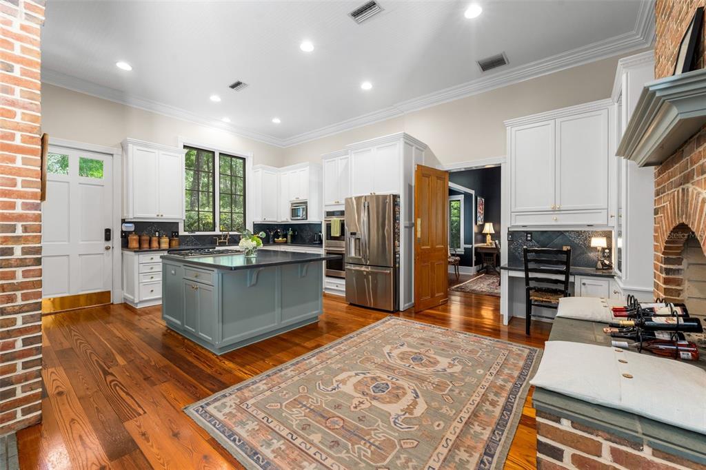 9326 Southwest 53 Lane Gainesville, FL 32608 - Photo 10 of 64