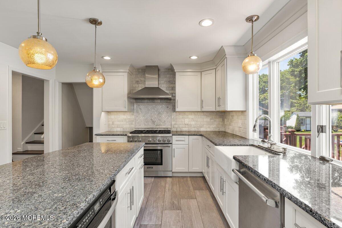 25 Pelican Road Middletown, NJ 07748 - Photo 8 of 44 Kitchen