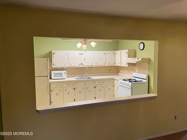 $69,900 | 5 Cypress Street, Unit C, Toms River, NJ 08757