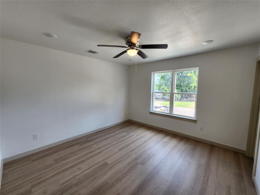211 Trinity Street Bridgeport, TX 76426 - Photo 14 of 17
