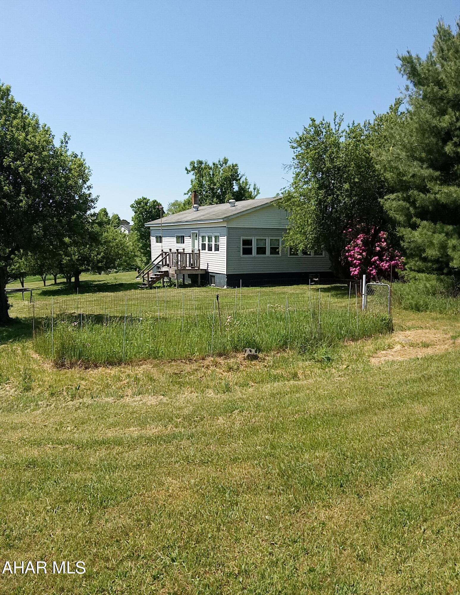 1803 Munster Road Portage, PA 15946 - Photo 8 of 37