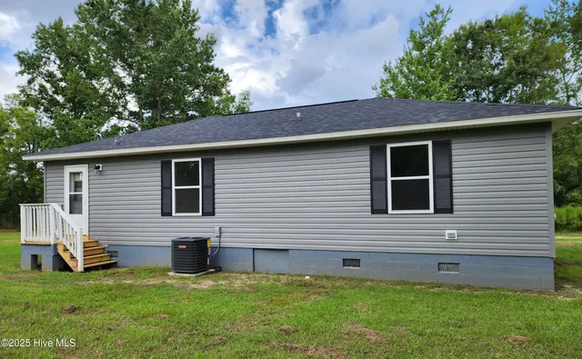 $230,000 | 711 Smith Lane, Bolton, NC 28423