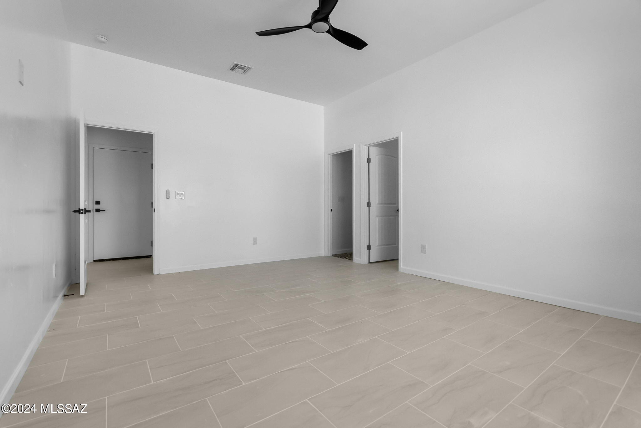 402 Sykes Circle Rio Rico, AZ 85648 - Photo 14 of 24