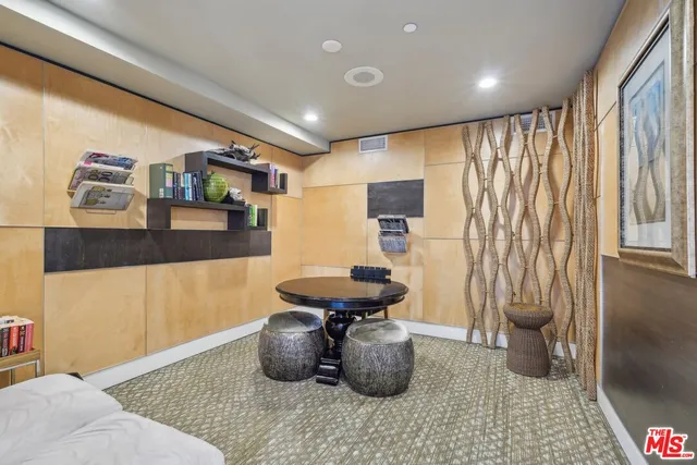 $2,400 | 100 South Alameda Street, Unit 234, Los Angeles, CA 90012