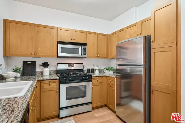 $2,400 | 100 South Alameda Street, Unit 234, Los Angeles, CA 90012