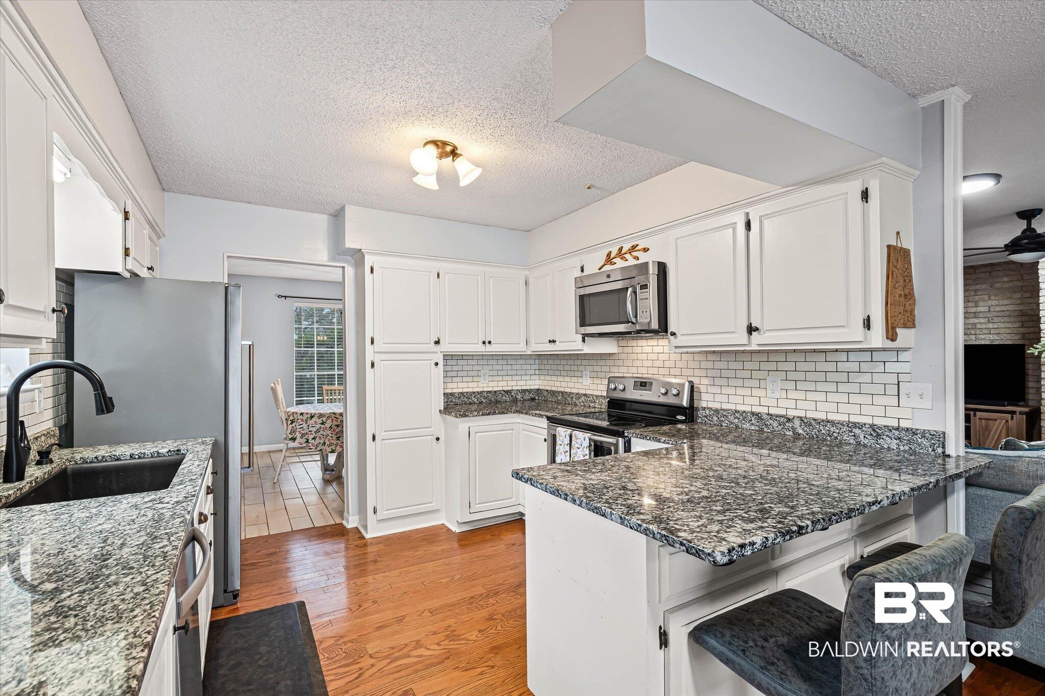 331 Ridgewood Drive Daphne, AL 36526 - Photo 8 of 26