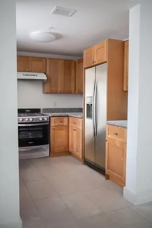 $2,500 | 750 Southwest 2nd Street, Miami, FL 33130