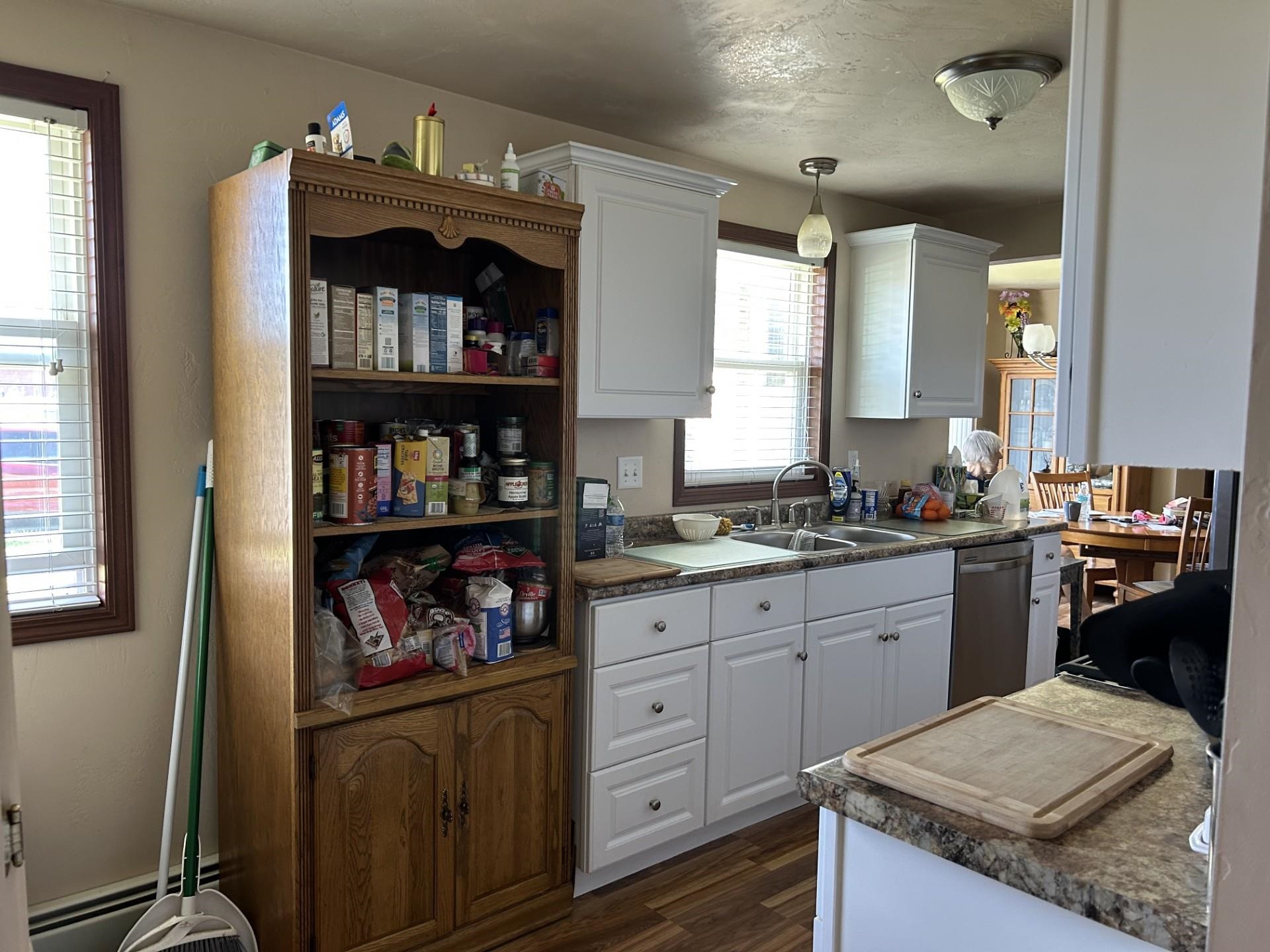 428 8th Street Menasha, WI 54952 - Photo 3 of 12