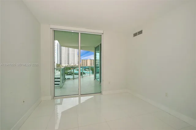 $5,450 | Parque Towers, Sunny Isles Beach, FL 33160