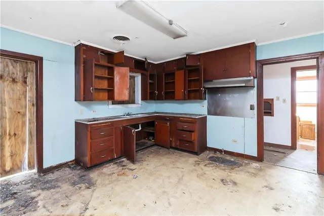 $45,000 | 208 South Main Street, Jennings, LA 70546