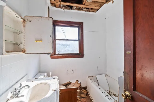 $45,000 | 208 South Main Street, Jennings, LA 70546