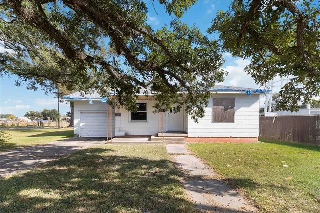 $45,000 | 208 South Main Street, Jennings, LA 70546