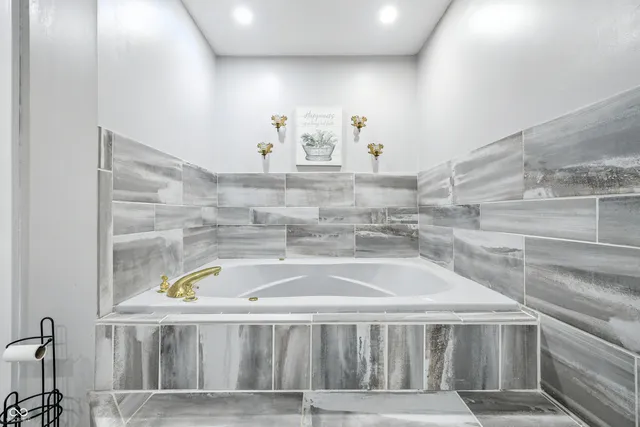 $590,000 | 6125 East Edgewood Avenue, Indianapolis, IN 46237