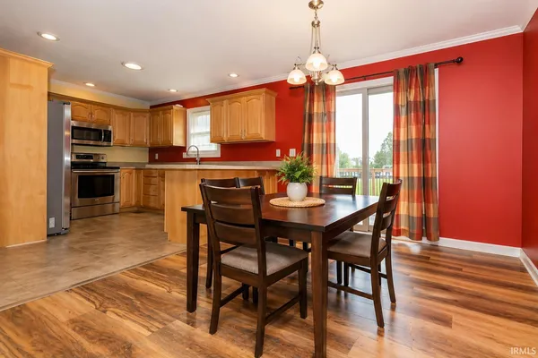 $305,000 | 808 South Concord Drive, Princeton, IN 47670