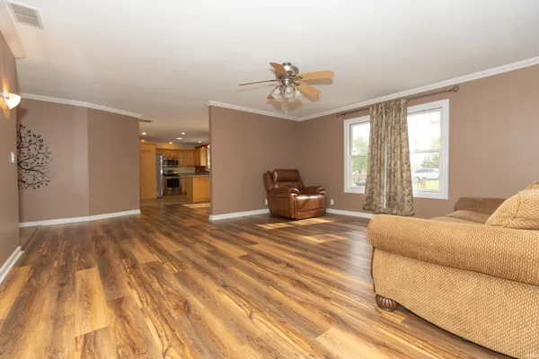 $305,000 | 808 South Concord Drive, Princeton, IN 47670