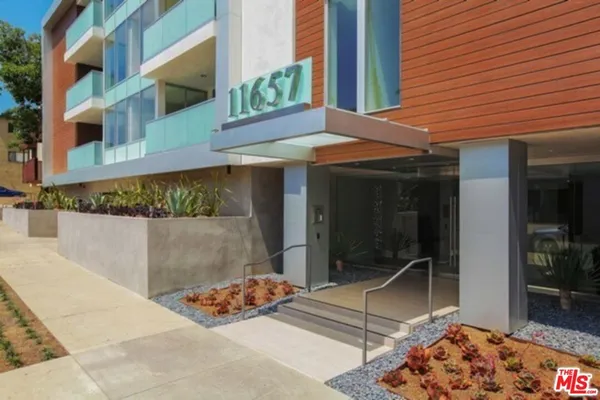 $3,695 | 11657 Chenault Street, Unit 104, Los Angeles, CA 90049
