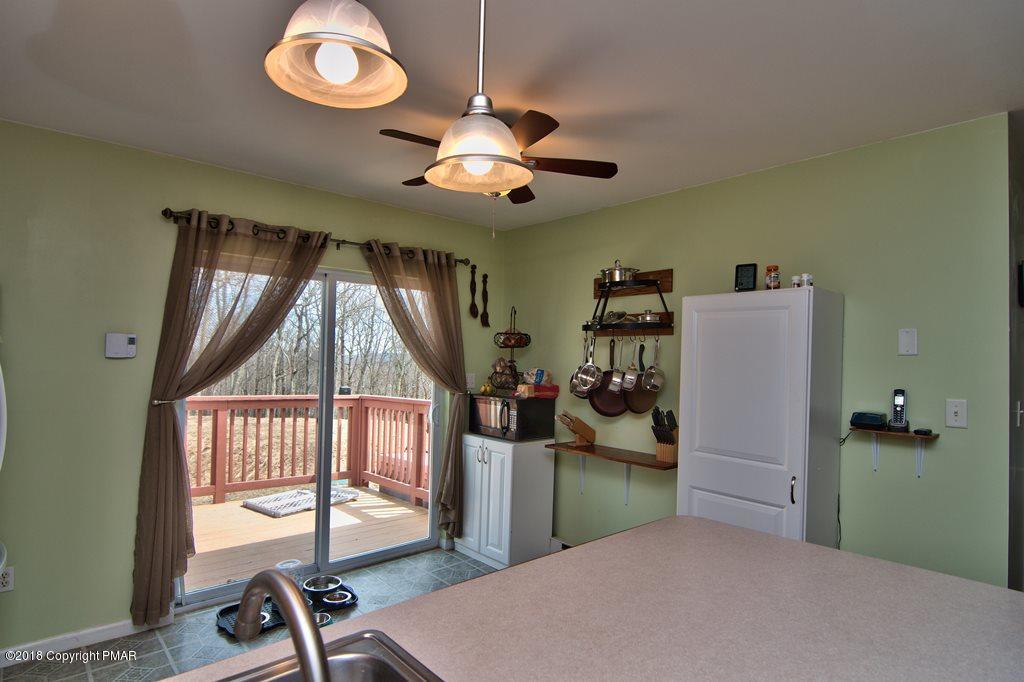 188 Hummingbird Trail Bushkill, PA 18324 - Photo 14 of 34 Kitchen View 6