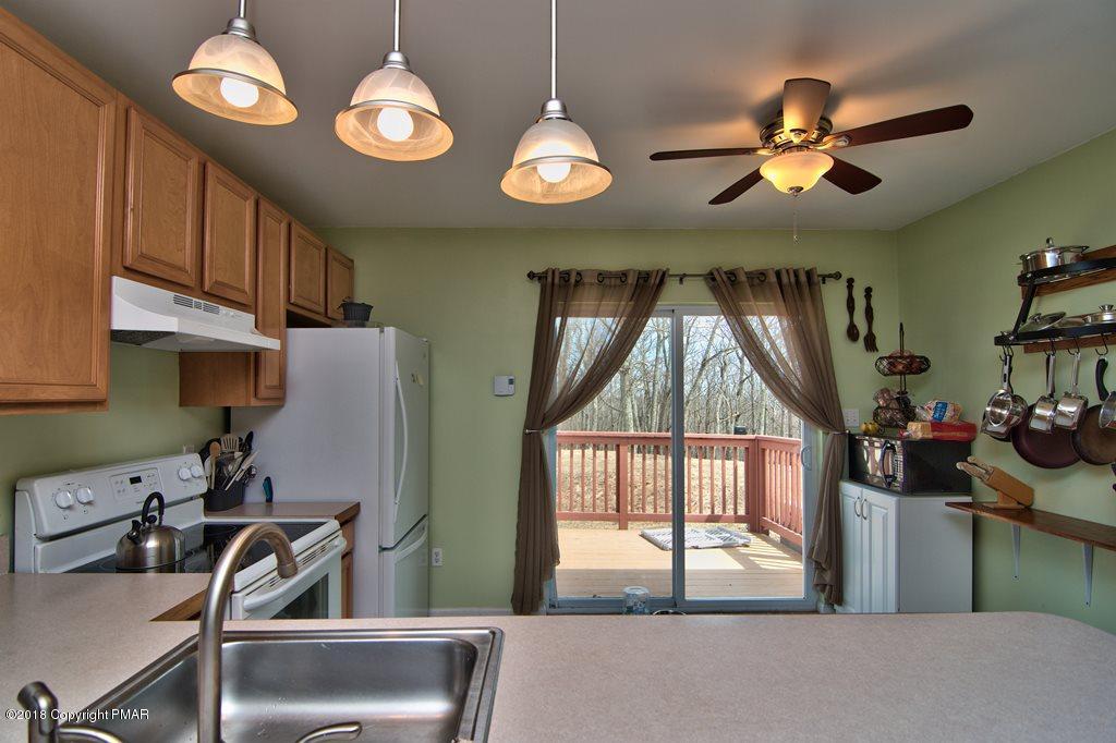 188 Hummingbird Trail Bushkill, PA 18324 - Photo 10 of 34 Kitchen View 2