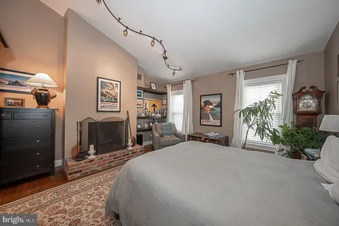 $895,000 | 2317 Fairmount Avenue, Philadelphia, PA 19130