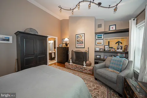 $895,000 | 2317 Fairmount Avenue, Philadelphia, PA 19130