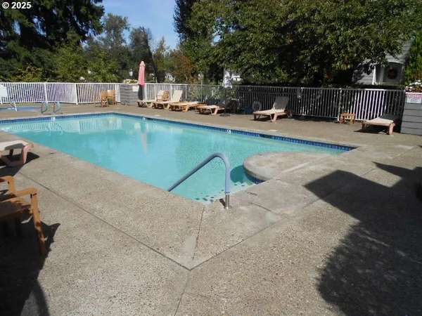 $389,900 | 8425 Southwest Curry Drive, Wilsonville, OR 97070