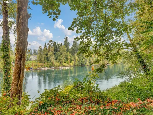 $389,900 | 8425 Southwest Curry Drive, Wilsonville, OR 97070