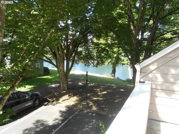 $389,900 | 8425 Southwest Curry Drive, Wilsonville, OR 97070