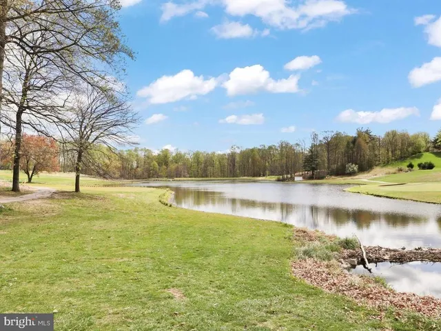 $2,400 | 12012 Golf Ridge Court, Unit 102, Fairfax, VA 22033