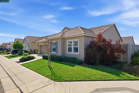 $699,999 | 1501 Empire Drive, Lodi, CA 95242