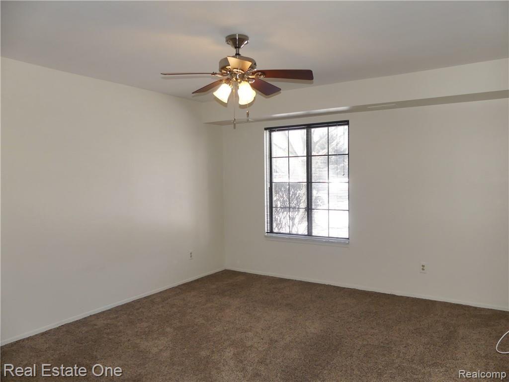 1873 Meadow Dale Court, Unit 9 Rochester, MI 48309 - Photo 10 of 32