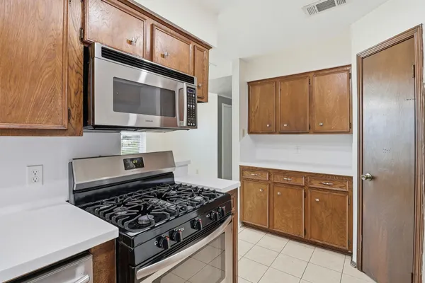 $250,000 | 2000 Hamilton Street, Rosenberg, TX 77471