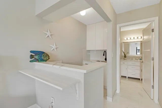 $14,000 | 360 Bella Vista Court North, Unit 60, Jupiter, FL 33477