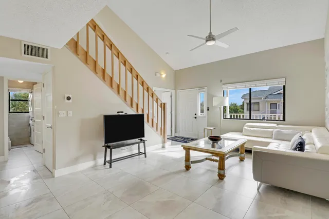 $14,000 | 360 Bella Vista Court North, Unit 60, Jupiter, FL 33477