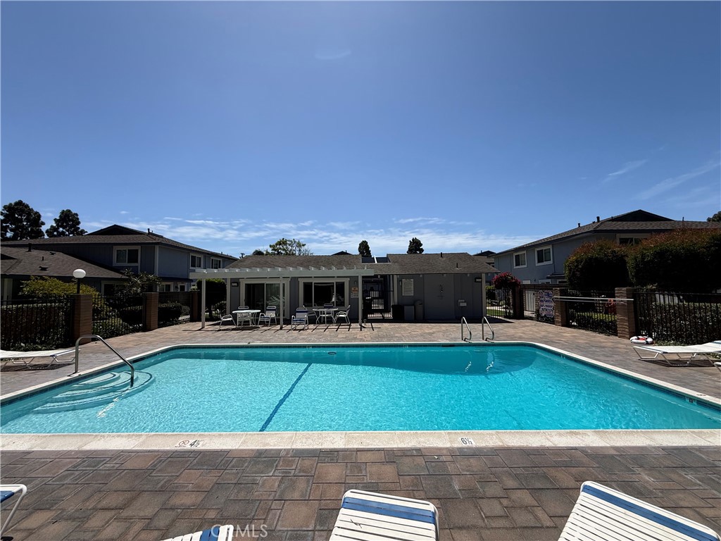 16436 Poco Circle Huntington Beach, CA 92649 - Photo 42 of 48