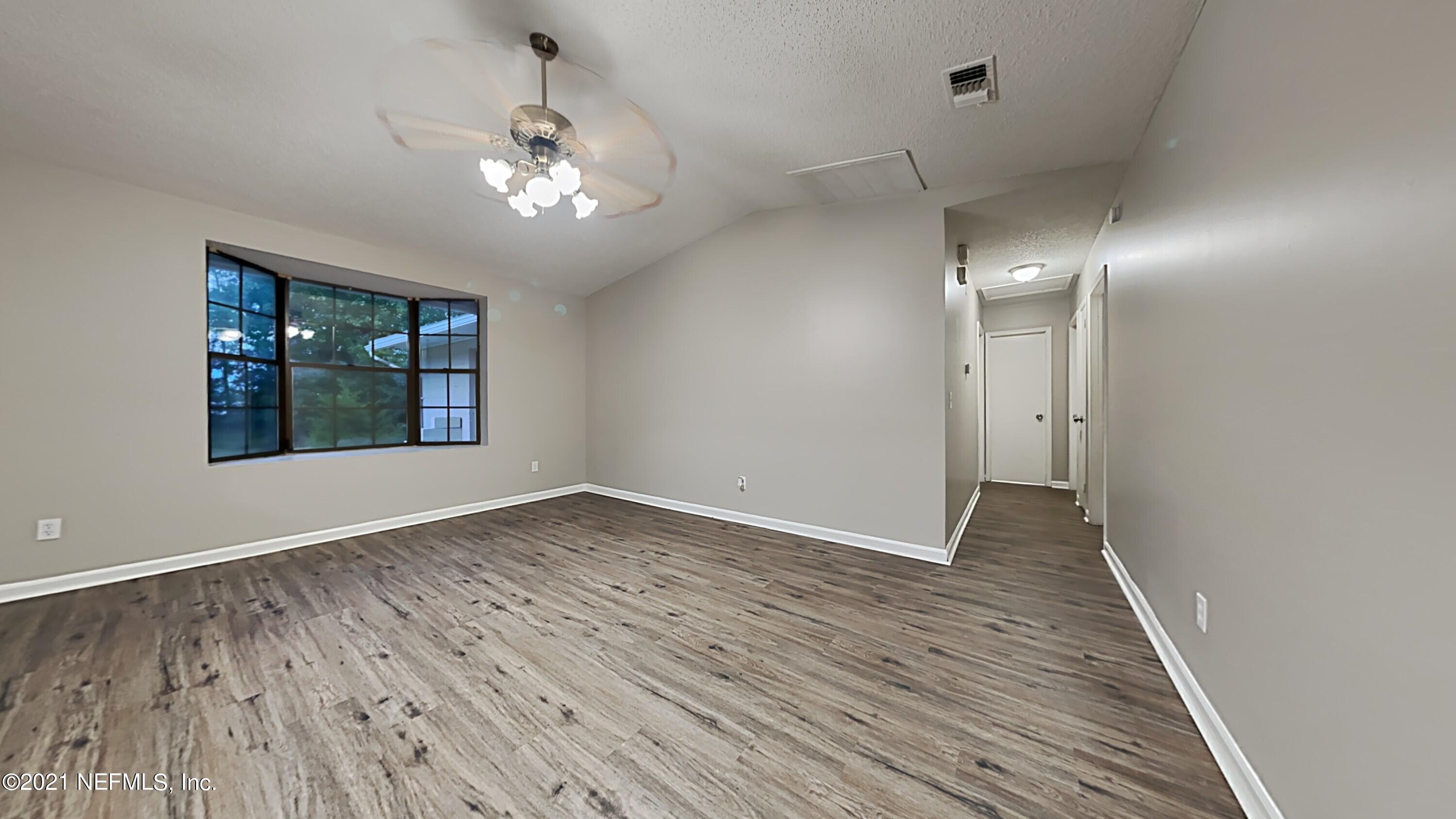 75106 Edwards Road Yulee, FL 32097 - Photo 5 of 22 4_Image_StKjJN9SQl