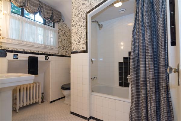 199 Collins Road Newton, MA 02468 - Photo 14 of 20 Gallery Image 14