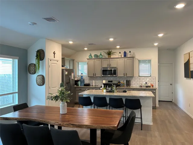 $2,300 | 21207 Bering Reach Drive, Cypress, TX 77433