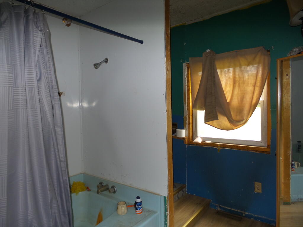 203 Deer Hill Road China, ME 04358 - Photo 6 of 18 Bathroom