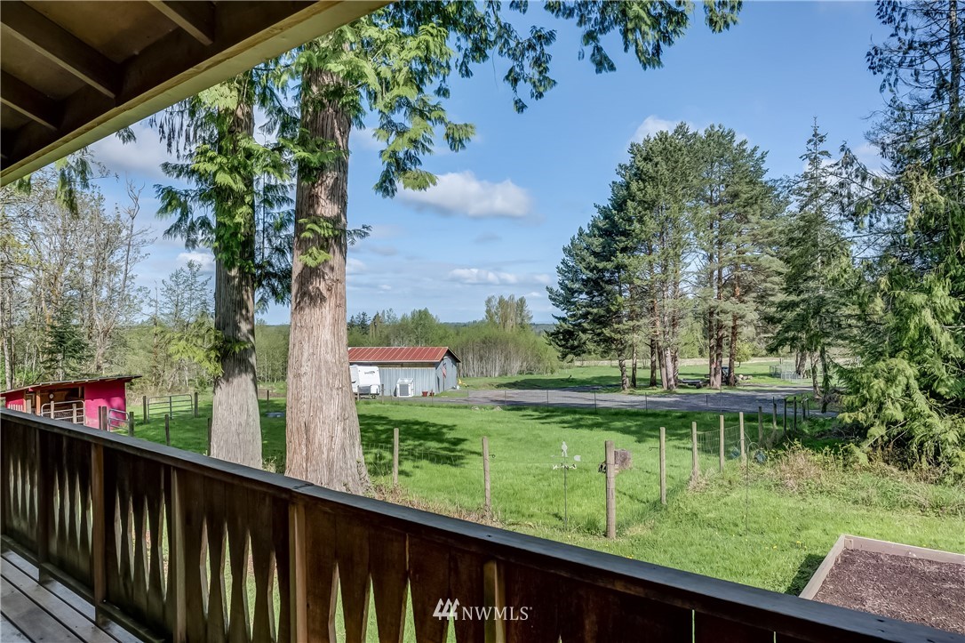 4639 Sand Road Bellingham, WA 98226 - Photo 12 of 25 Gallery Image 12