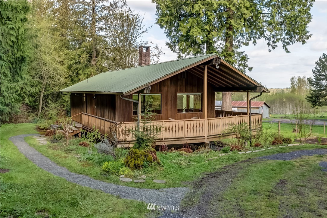 4639 Sand Road Bellingham, WA 98226 - Photo 14 of 25 Gallery Image 14