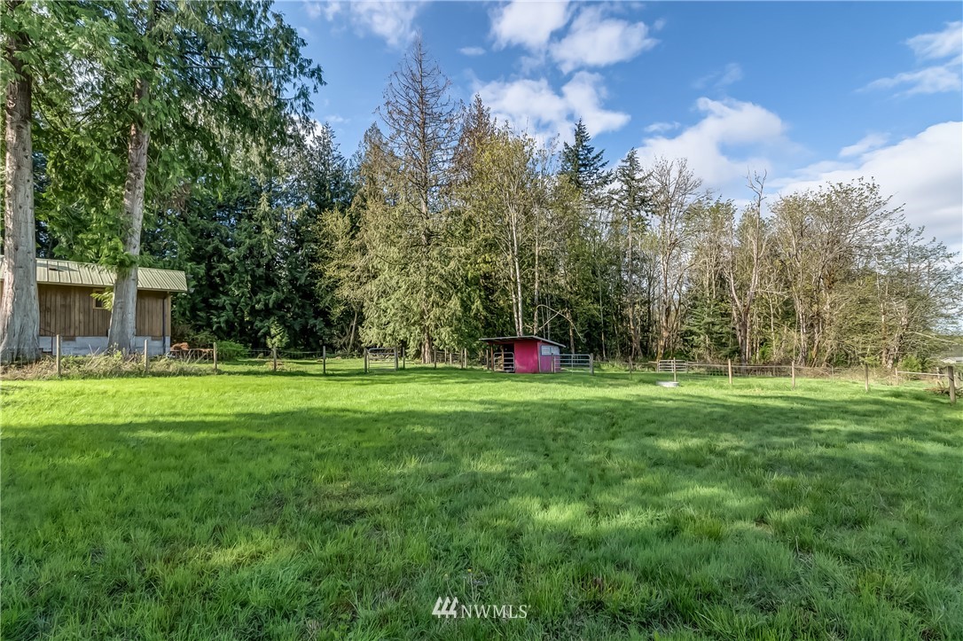 4639 Sand Road Bellingham, WA 98226 - Photo 17 of 25 Gallery Image 17