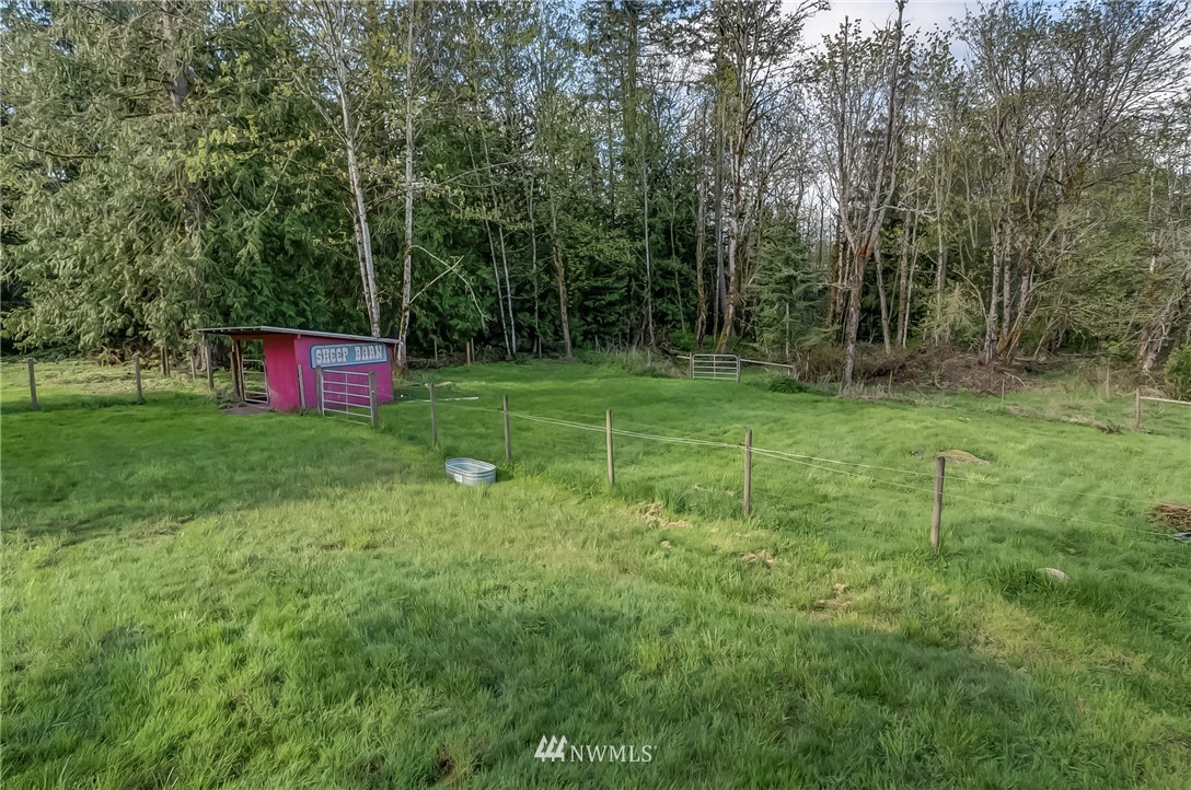 4639 Sand Road Bellingham, WA 98226 - Photo 18 of 25 Gallery Image 18