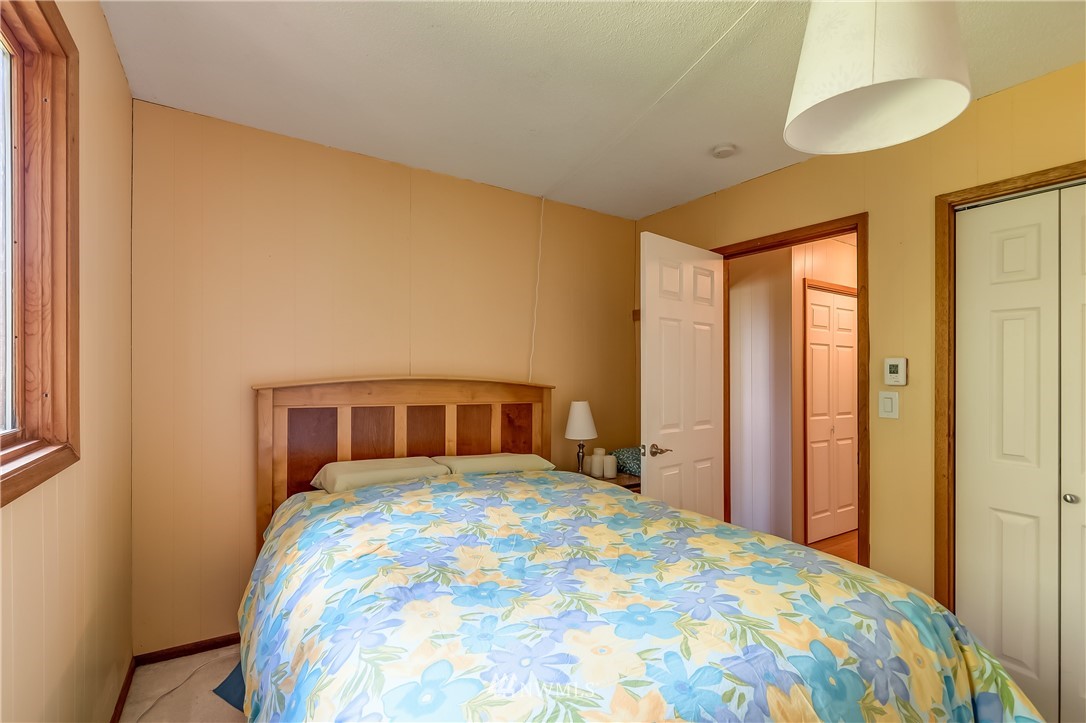 4639 Sand Road Bellingham, WA 98226 - Photo 8 of 25 Gallery Image 8