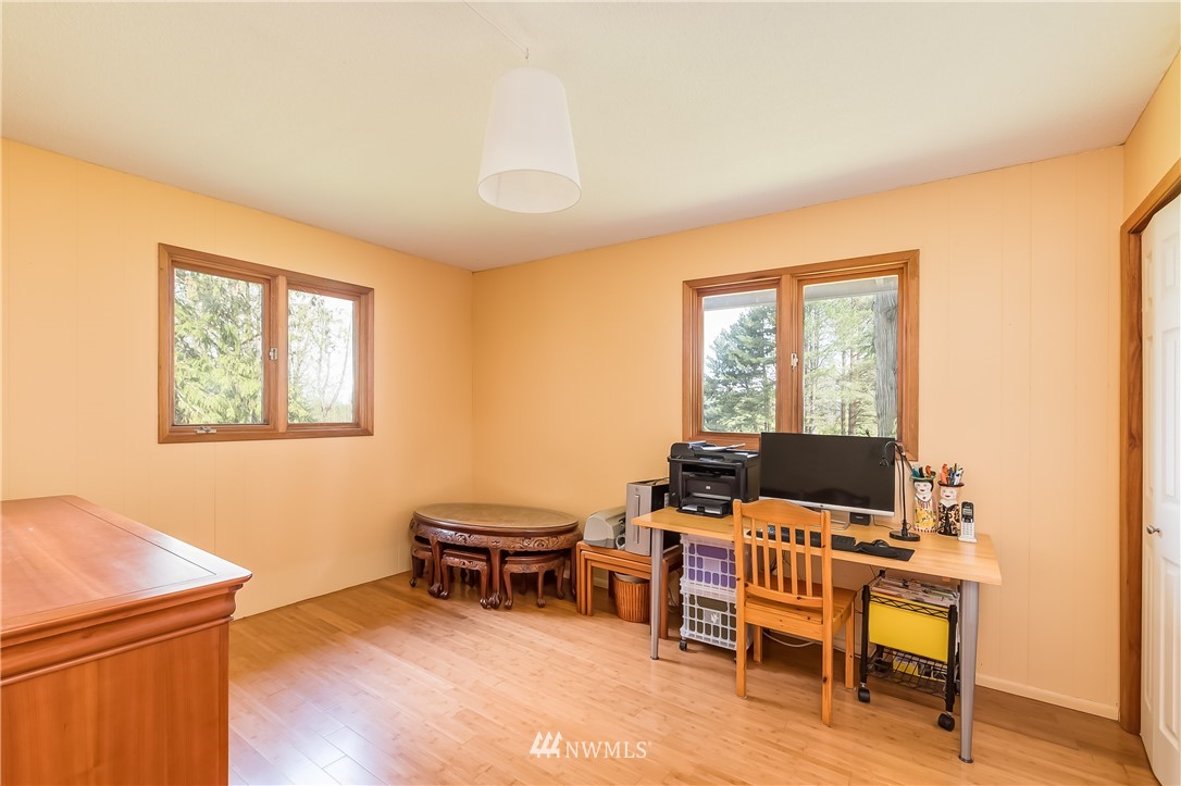 4639 Sand Road Bellingham, WA 98226 - Photo 9 of 25 Gallery Image 9